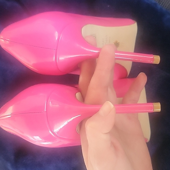 Stewart Weitzman heels - Picture 6 of 6